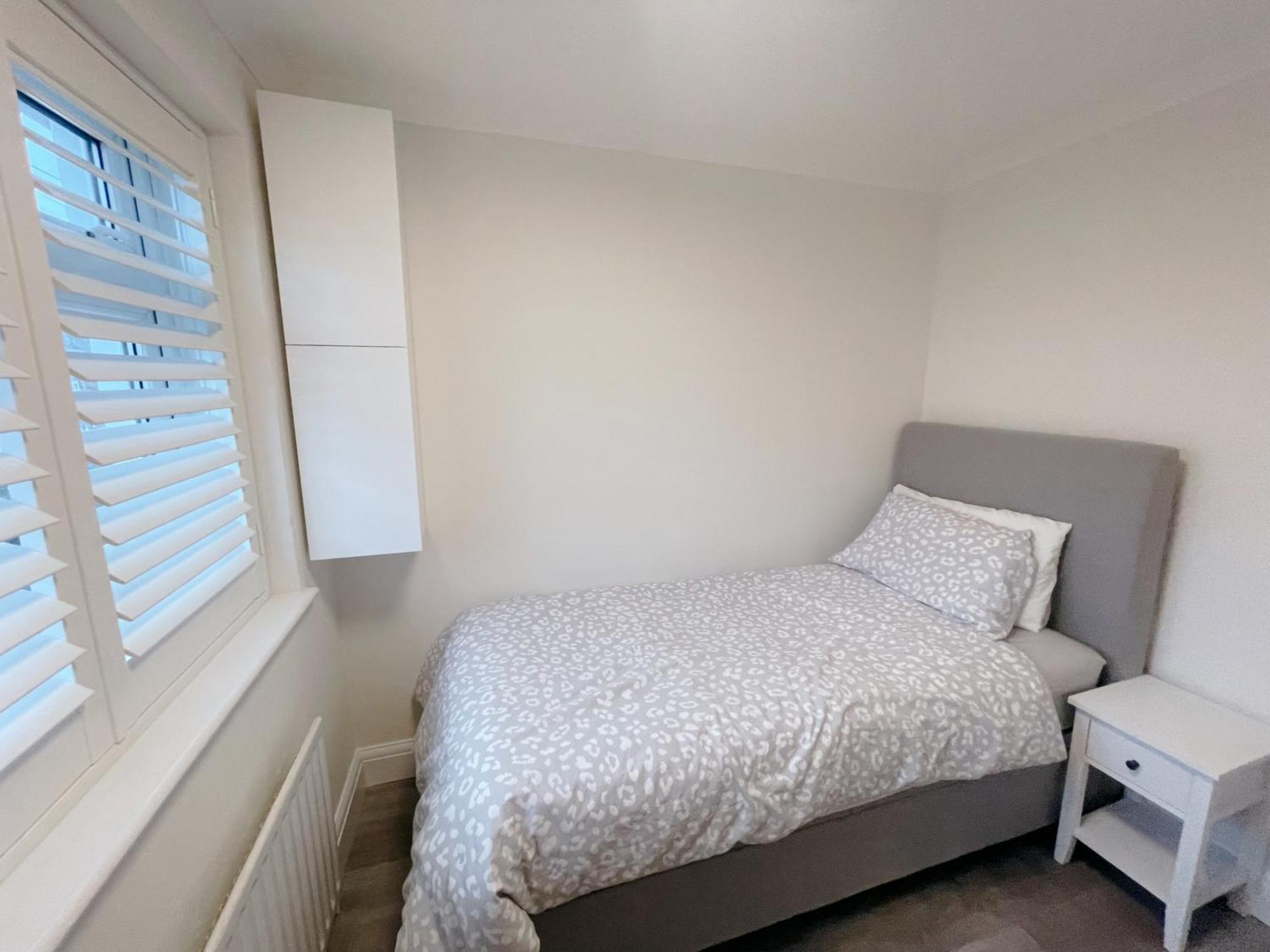 Holiday home Near London Heathrow, Slough,windsor,legoland Colnbrook